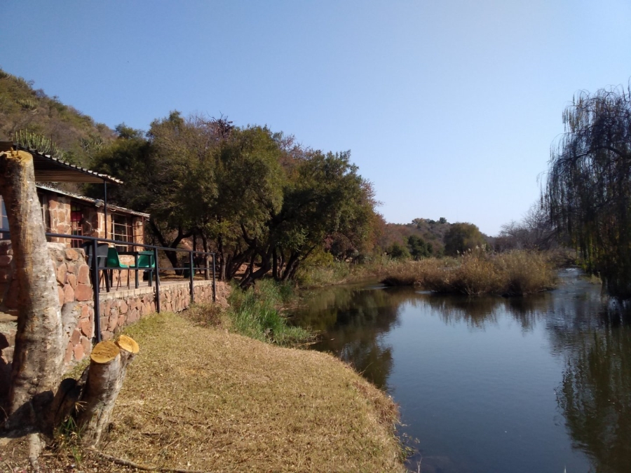 Commercial Property for Sale in Zoutpansdrift North West